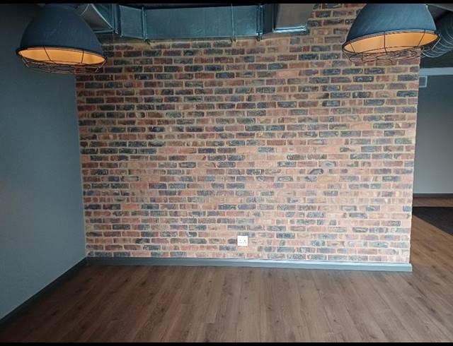 BUSINESS PROPERTY TO RENT IN MIDLANDS ESTATE